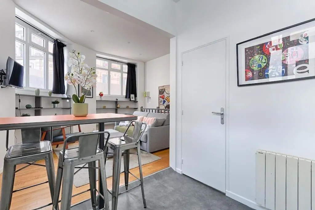 Charming Apartment 1Br Batignolles Paris 0*,
